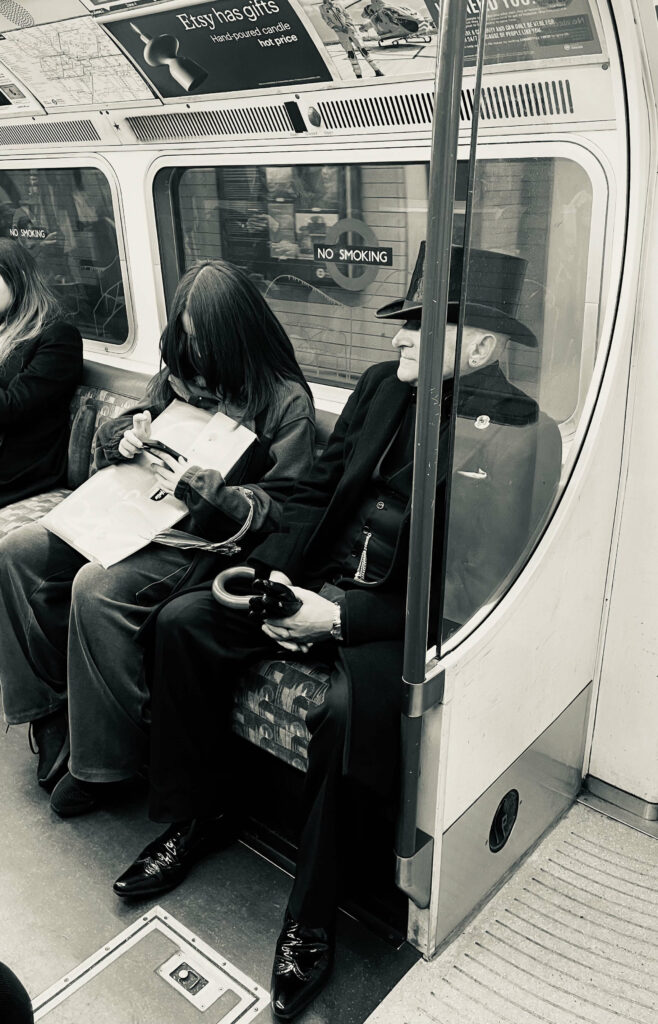 alexandra soroko london tube street b&w photography