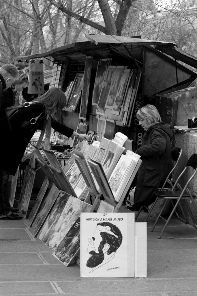 alexandra soroko paris books seller street b&w photography